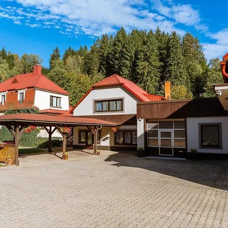 Penzion U Rybníka